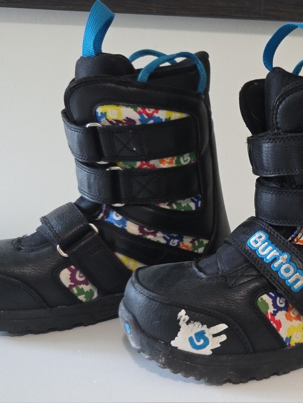 Burton Kids' Black Snowboard Boots with Multicolor Pattern